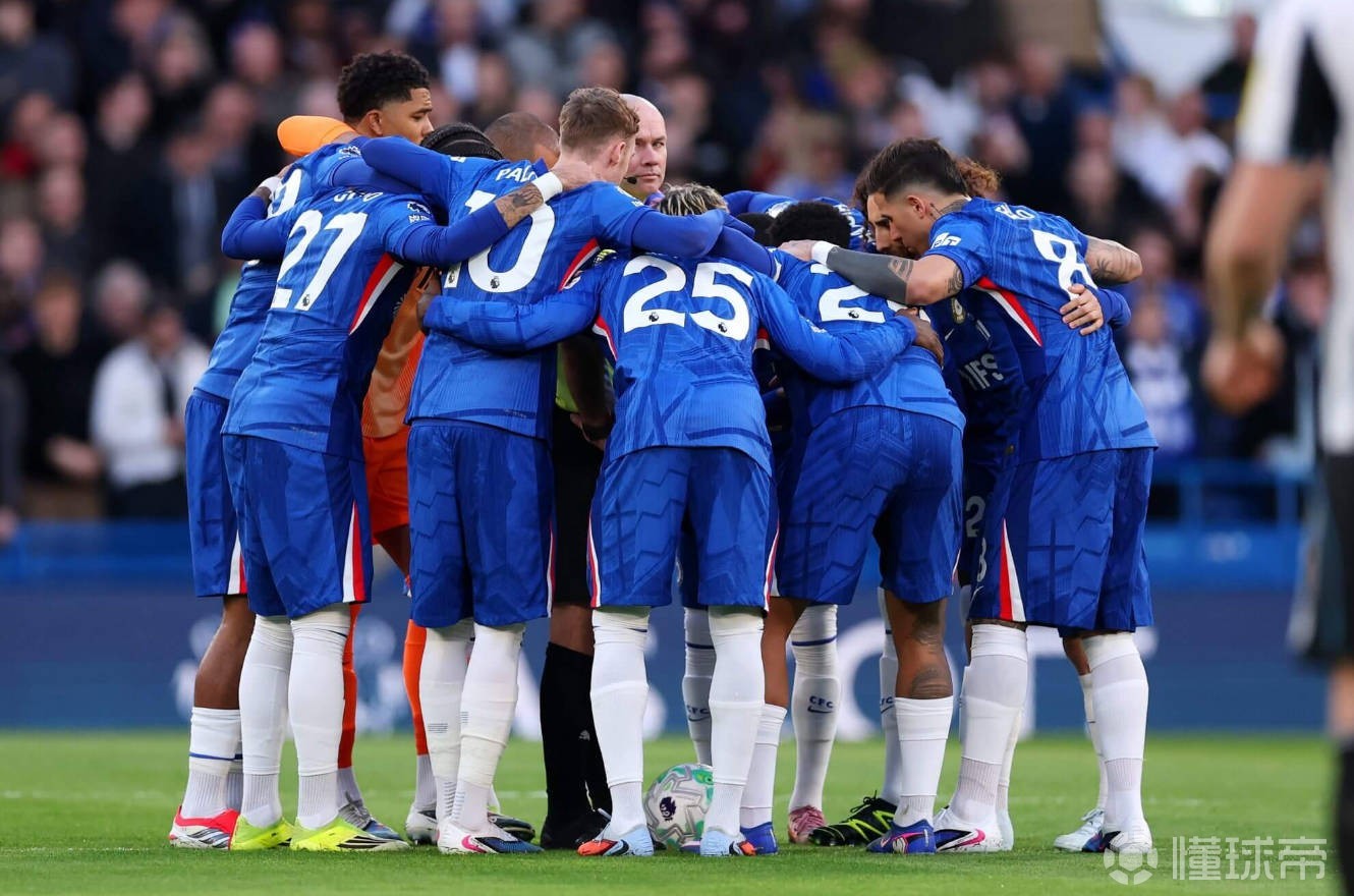 邮报：切尔西将放弃中圈围圈战术，内部认为这造成了太多干扰